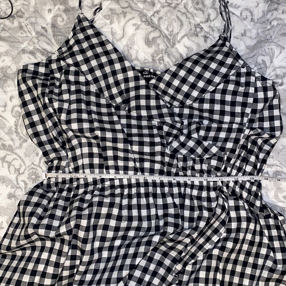 Express Dress - Picture 3 of 5